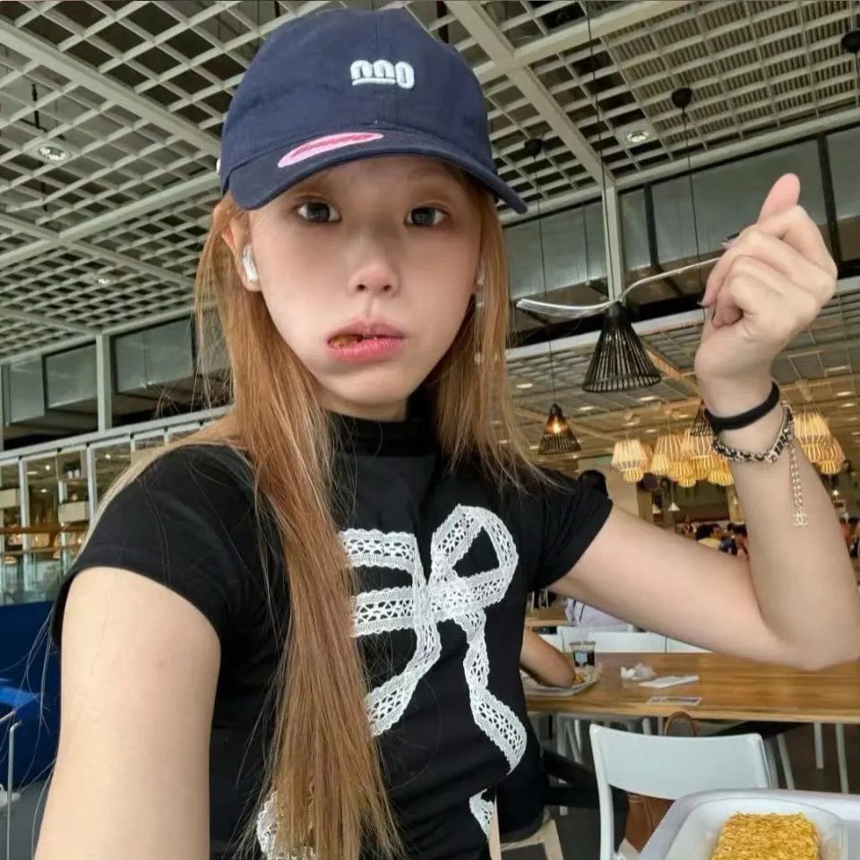 茶花女封面